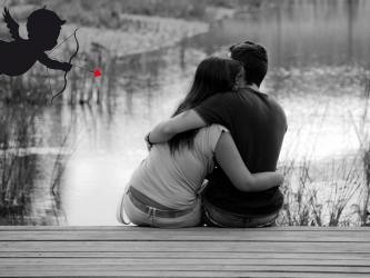 couple en noir et blanc